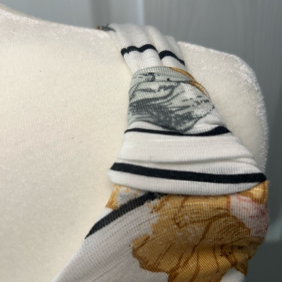 *Maurices Sleeveless Top - Picture 4 of 10